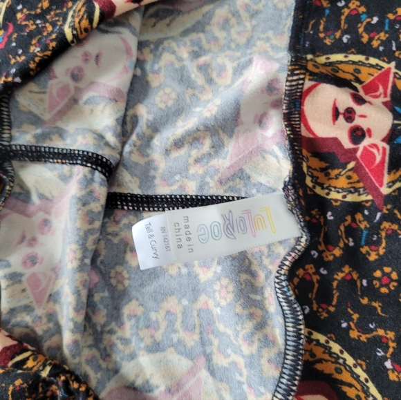 LulaRoe Chihuahua Puppy Dog Graphic Leggings T & C Excellent! - Picture 3 of 4